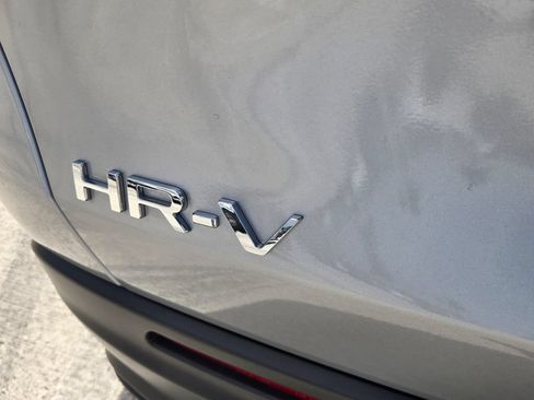Used 2025 Honda HR-V LX image 13