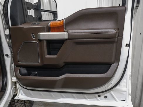 Used 2020 Ford F250 King Ranch w/ King Ranch Ultimate Package AWD/4WD image 42