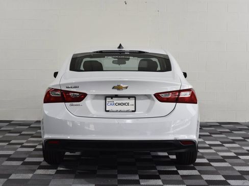 Used 2023 Chevrolet Malibu LS image 4