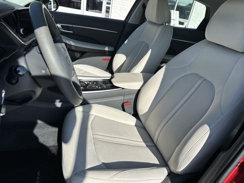 Used 2023 Hyundai Sonata SEL image 11