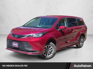 Used 2022 Toyota Sienna LE FWD video 1