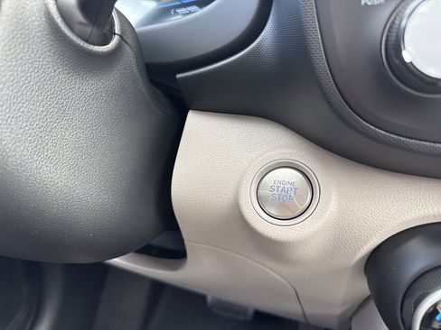 New 2026 Hyundai Venue SEL image 33