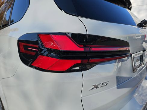 New 2026 BMW X5 xDrive50e w/ M Sport Package image 37