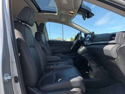 Used 2025 Honda Odyssey EX-L image 32