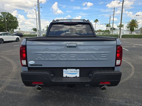 New 2026 Honda Ridgeline Black Edition image 5
