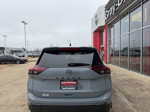 New 2026 Nissan Rogue SV image 3