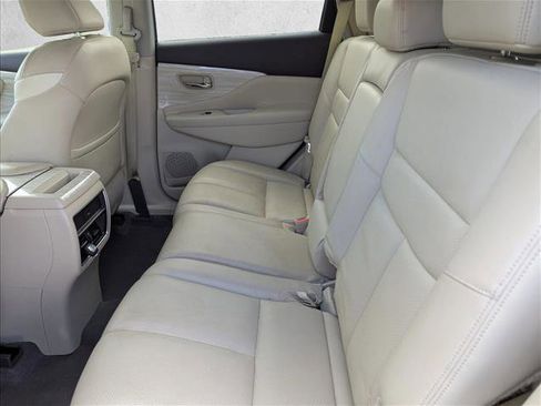 Used 2017 Nissan Murano SL image 25