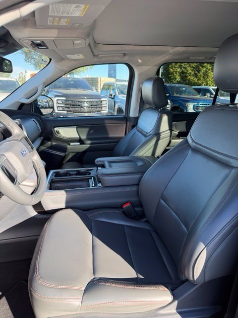 Used 2025 Ford Expedition Max Active AWD/4WD image 14