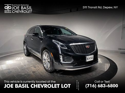 Used 2025 Cadillac XT5 Premium Luxury image 1