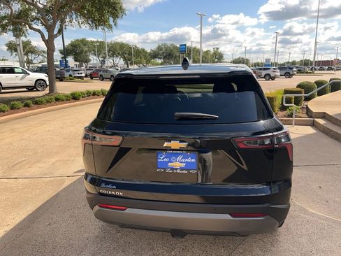 Used 2026 Chevrolet Equinox LT FWD image 6