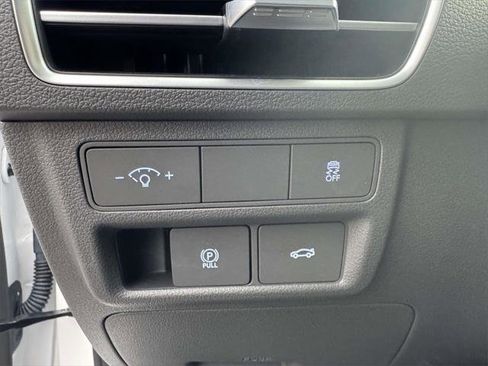 Certified 2025 Hyundai Sonata SEL image 18