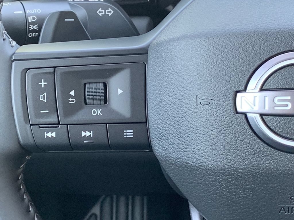 New 2026 Nissan Pathfinder SV FWD image 10