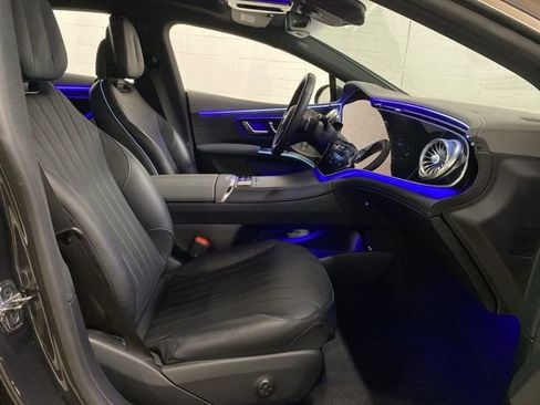 Used 2023 Mercedes-Benz EQS 580 4MATIC Sedan image 23