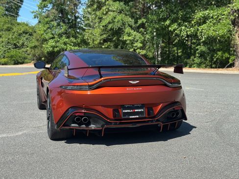 Used 2020 Aston Martin V8 Vantage Coupe RWD image 9