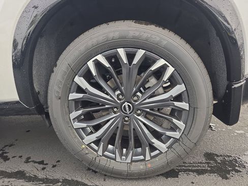 New 2026 Nissan Rogue Platinum w/ Platinum Premium Package image 11