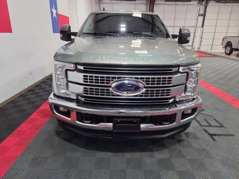 Used 2019 Ford F350 Lariat w/ Lariat Value Package image 4
