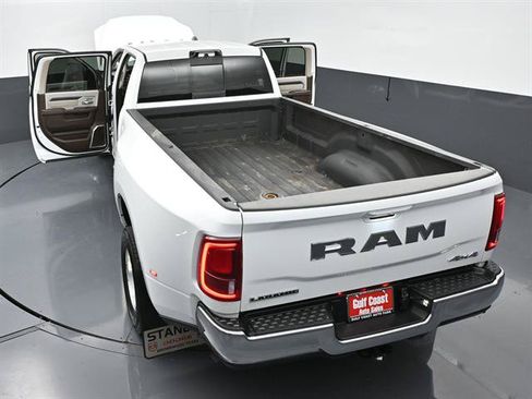 Used 2026 RAM 3500 Laramie w/ Towing Technology Group AWD/4WD image 51
