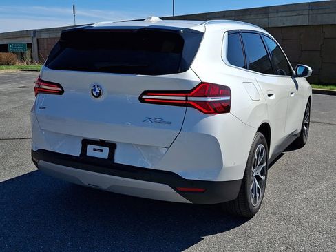 Certified 2025 BMW X3 xDrive30i w/ Premium Package AWD/4WD image 6