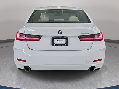 Used 2023 BMW 330i Sedan image 7
