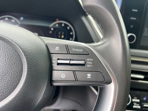 Used 2022 Hyundai Sonata SEL w/ Convenience Package FWD image 15