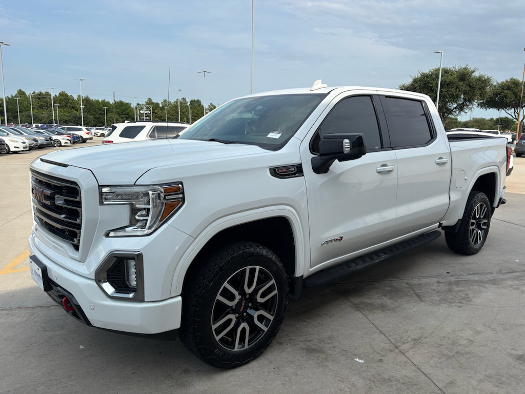 Used 2022 GMC Sierra 1500 AT4 w/ AT4 Premium Package AWD/4WD image 4