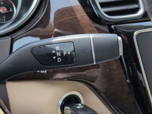 Used 2018 Mercedes-Benz GLE 350 4MATIC image 32