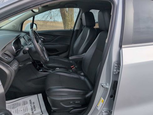 Used 2018 Buick Encore Preferred image 18