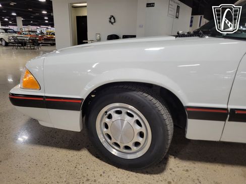 Used 1989 Ford Mustang LX image 28