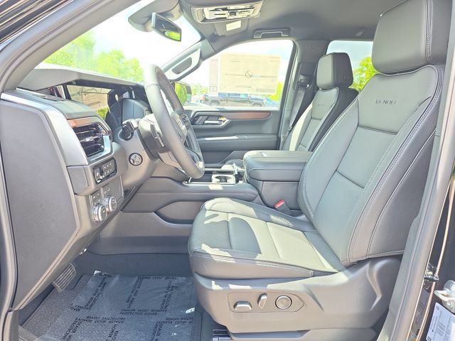 New 2026 GMC Yukon Denali AWD/4WD image 18
