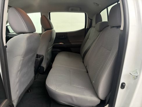 Used 2021 Toyota Tacoma SR5 RWD image 16