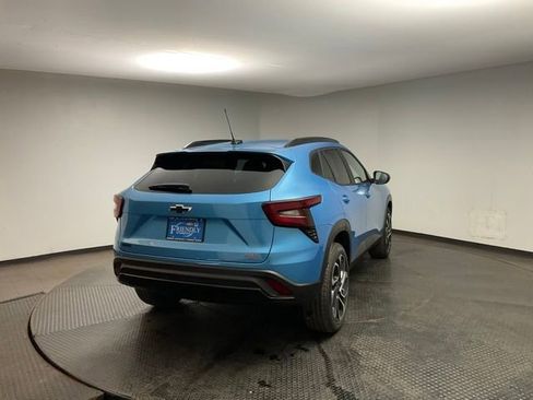 New 2026 Chevrolet Trax RS FWD image 7
