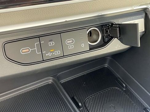 New 2026 Kia Carnival SX image 40