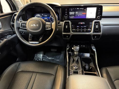 Used 2023 Kia Sorento SX FWD image 45