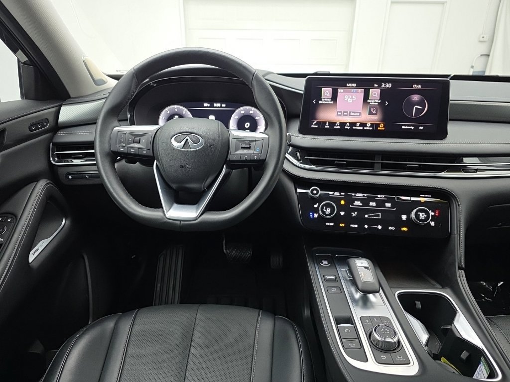 Used 2023 INFINITI QX60 Luxe w/ Vision Package AWD/4WD image 16