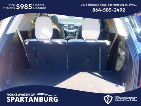 Used 2024 Ford Explorer XLT image 13