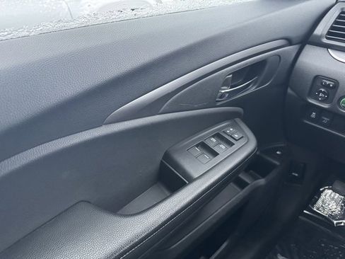 Used 2019 Honda Ridgeline Sport image 30