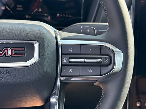 New 2026 GMC Terrain Elevation w/ Elevation Premium Package AWD/4WD image 21