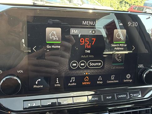 Certified 2022 Nissan Pathfinder Platinum w/ Cargo Package image 13