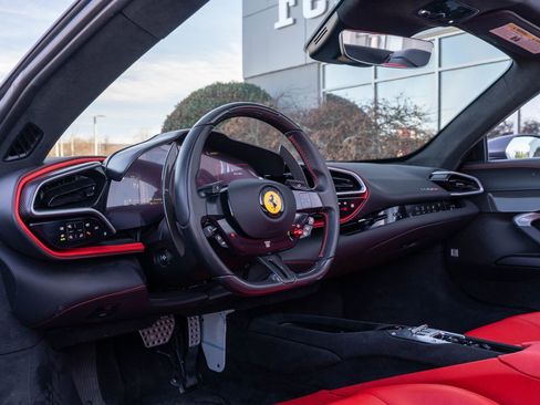 New 2023 Ferrari 296 GTS image 31