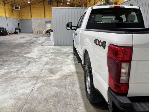 Used 2020 Ford F250 XL w/ Power Equipment Group AWD/4WD image 9