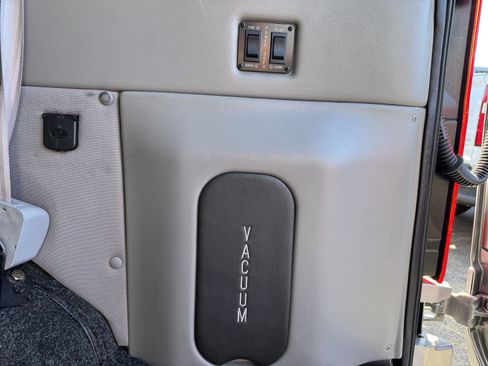 Used 2015 Ford Transit 150 130 Low Roof w/ Exterior Upgrade Package image 26