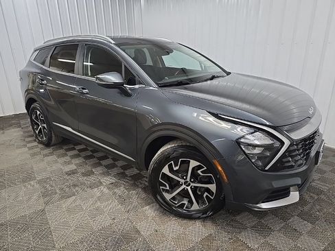 Used 2023 Kia Sportage EX AWD/4WD image 7