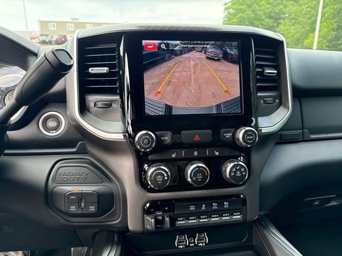 New 2026 RAM 2500 Big Horn AWD/4WD image 13