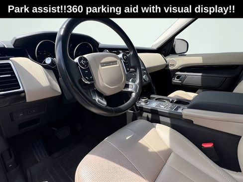 Used 2018 Land Rover Discovery SE AWD/4WD image 15