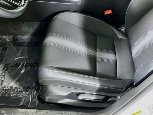 Used 2023 Honda Civic Sport image 18