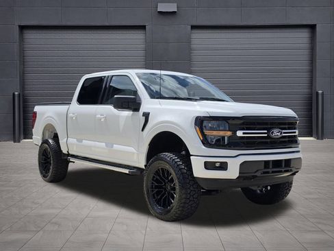 Used 2025 Ford F150 XLT w/ Equipment Group 301A Standard AWD/4WD image 3