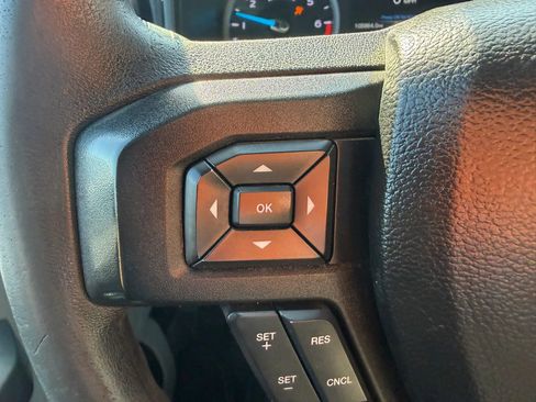 Used 2017 Ford F250 XLT AWD/4WD image 13