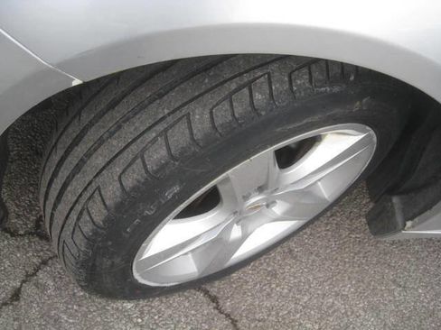 Used 2010 Chevrolet Malibu LS image 22