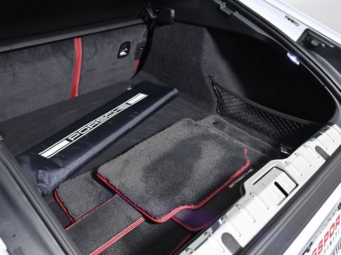 Used 2020 Porsche Panamera GTS image 49