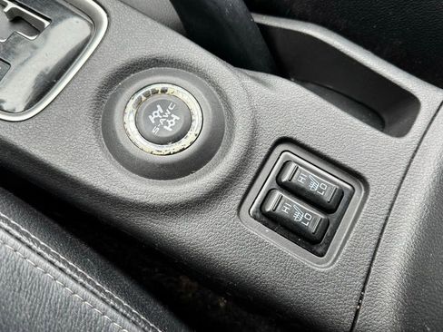 Used 2016 Mitsubishi Outlander ES image 14